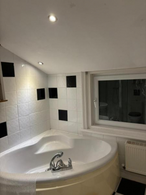 Princess Royal 3 bed Apartment